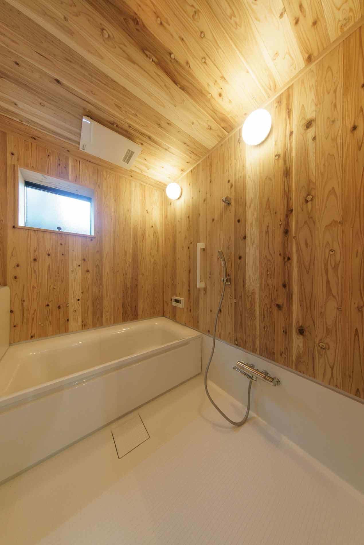事例_杉板壁のお風呂