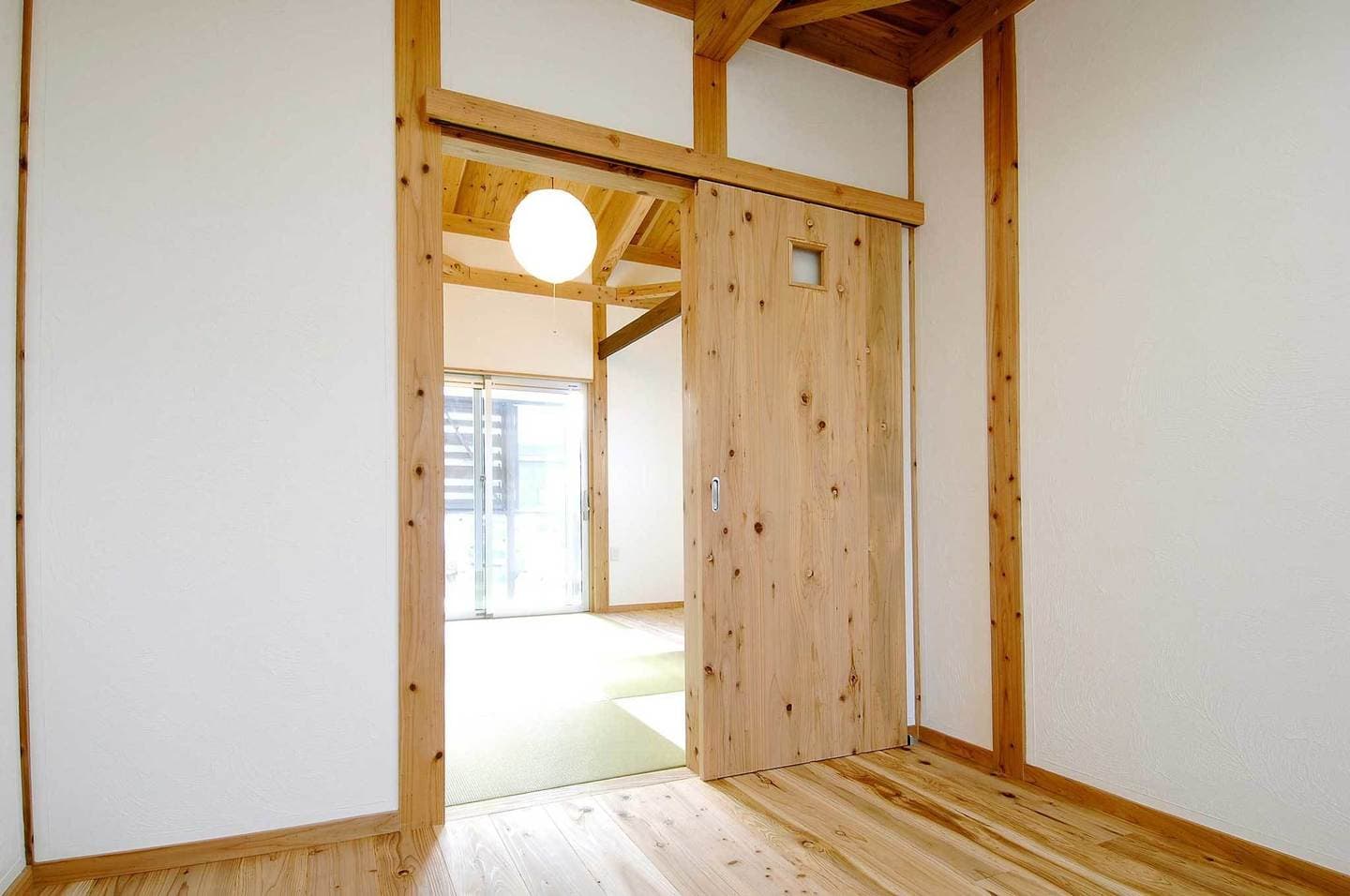 事例_無垢板の建具