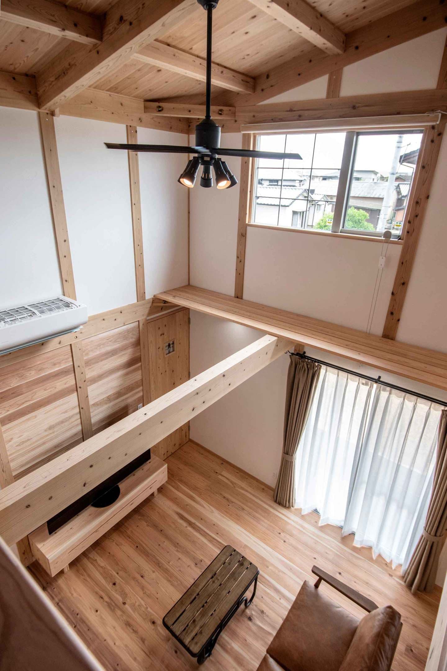 事例_リビング・ファン