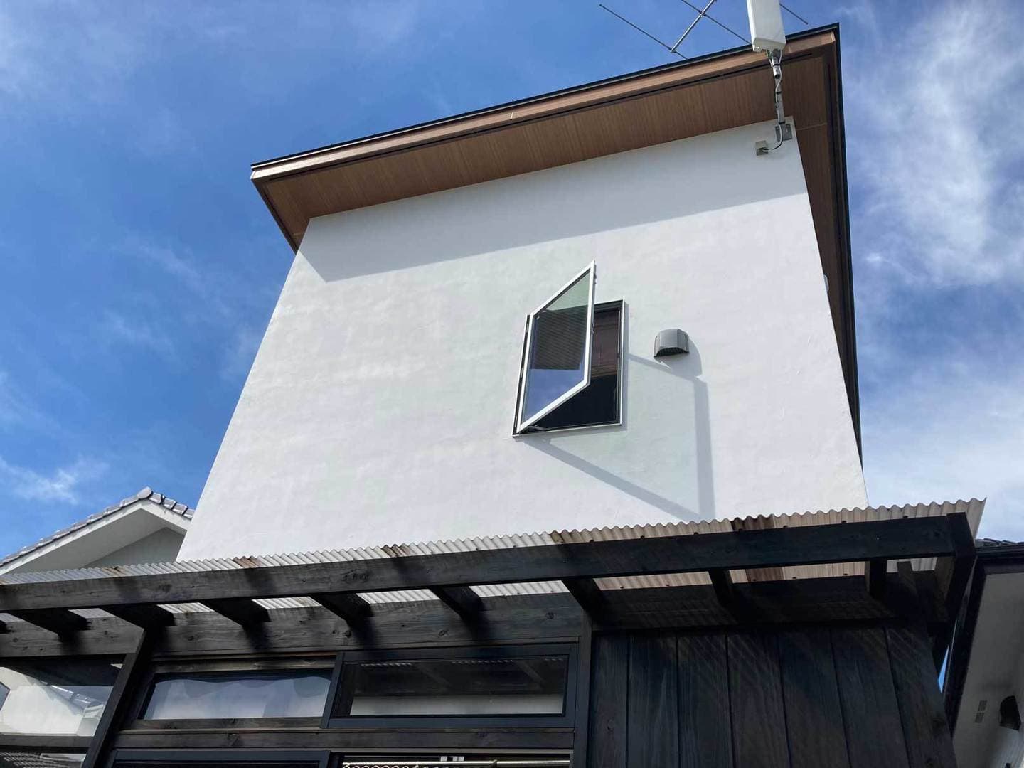 事例_外壁漆喰