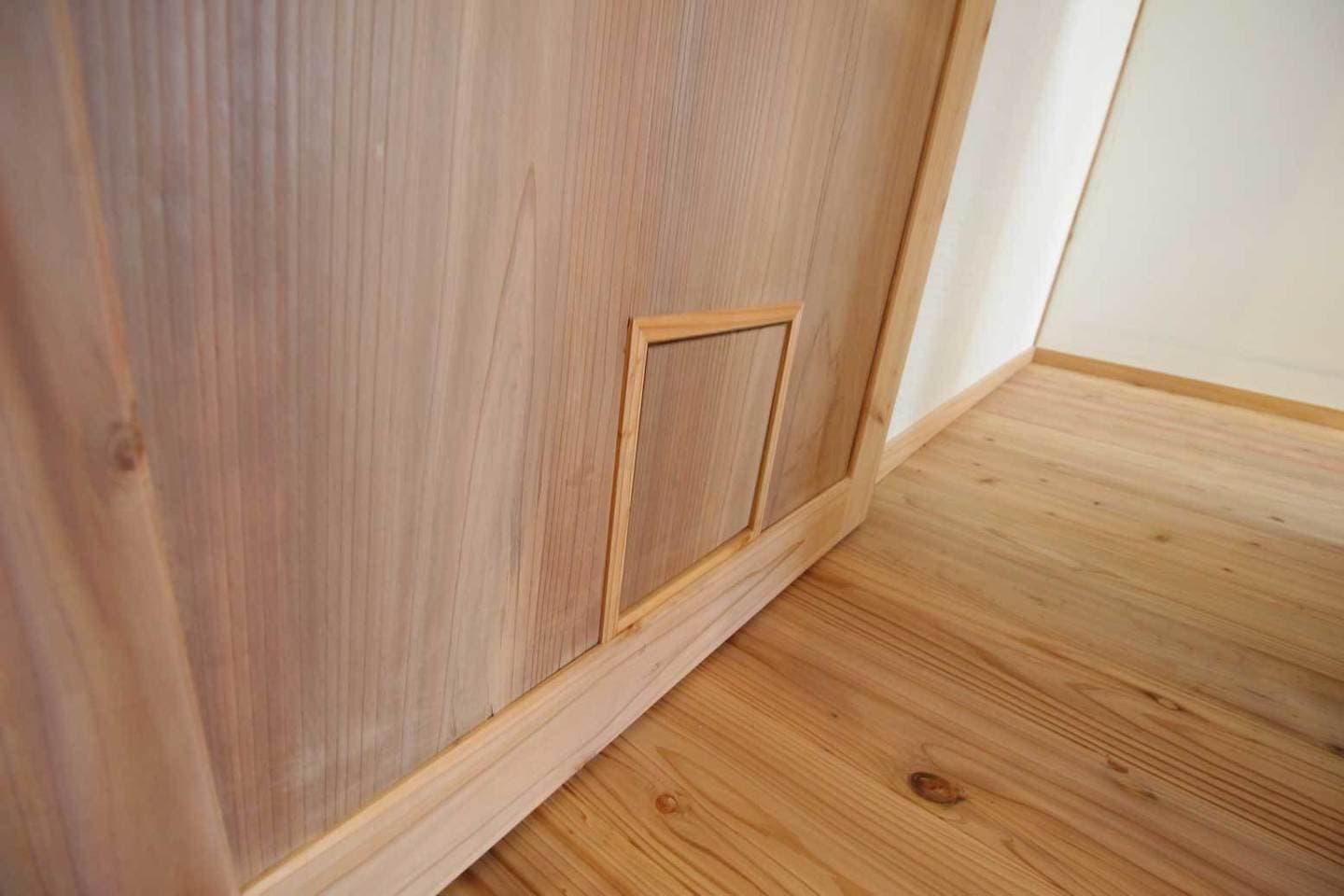 事例_建具に猫ドア