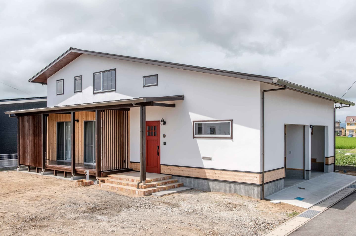 新築事例25_2階建て54坪ガレージ込