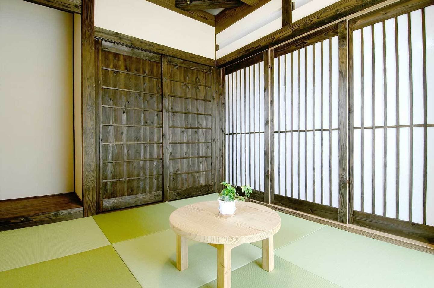 事例_琉球畳・無垢板ちゃぶ台